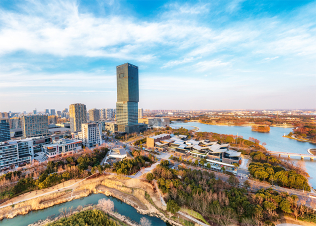 五个新城“一城一名园”建设路径研究
