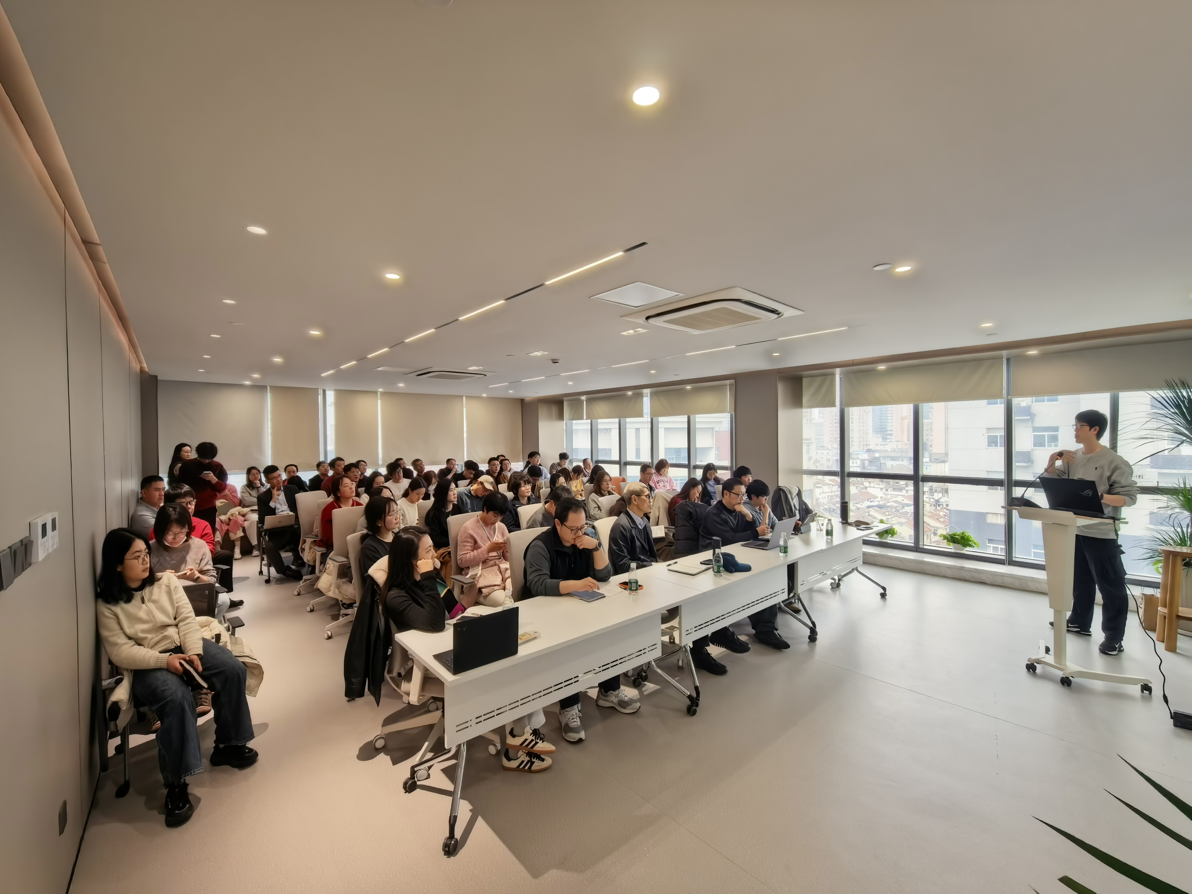 拥AI浪潮 启智能新篇&mdash;&mdash;我司特邀太素AI联创范冰开展私有化智能体专题培训